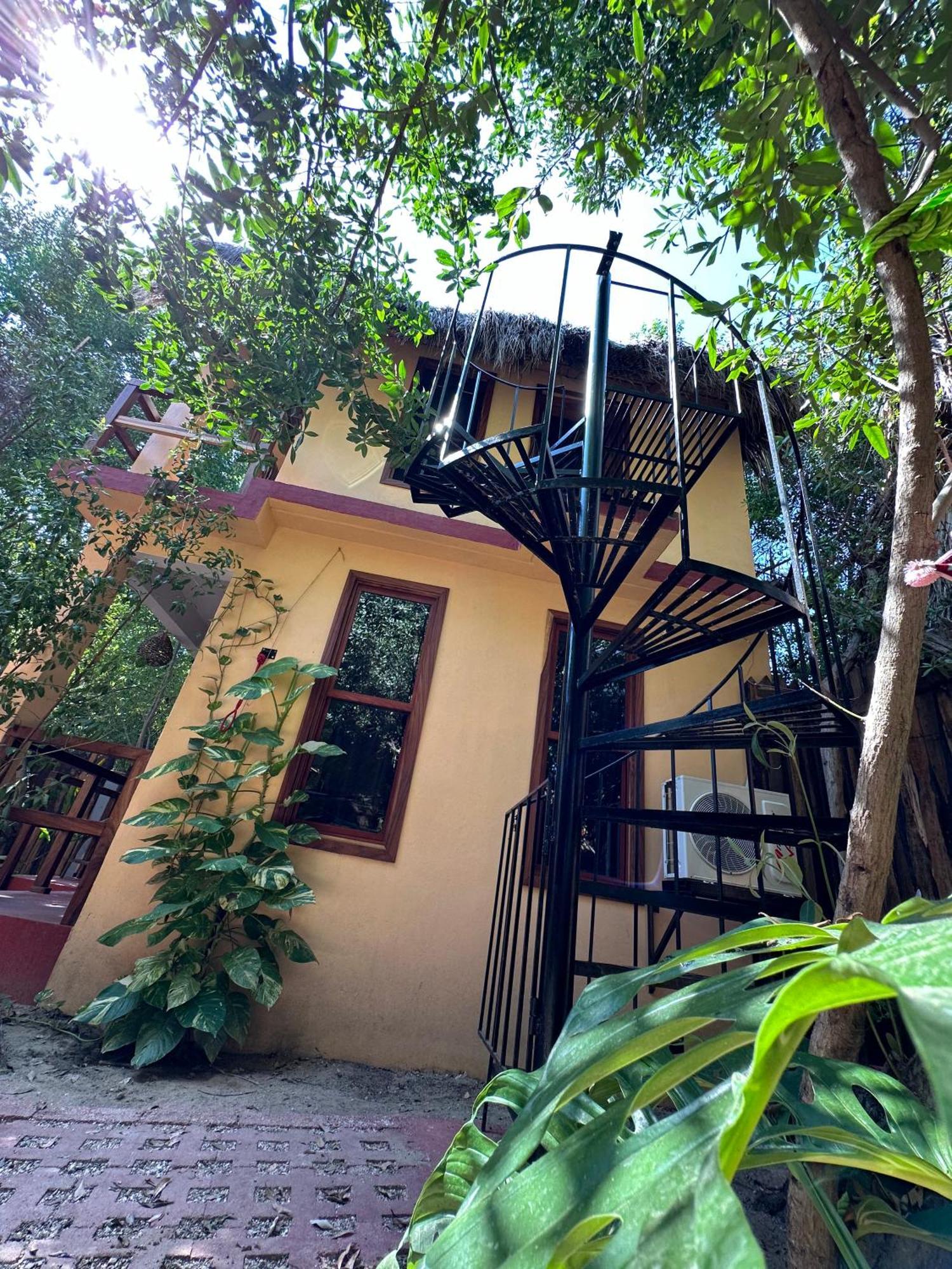 Отель Casa Ava Масунте Экстерьер фото